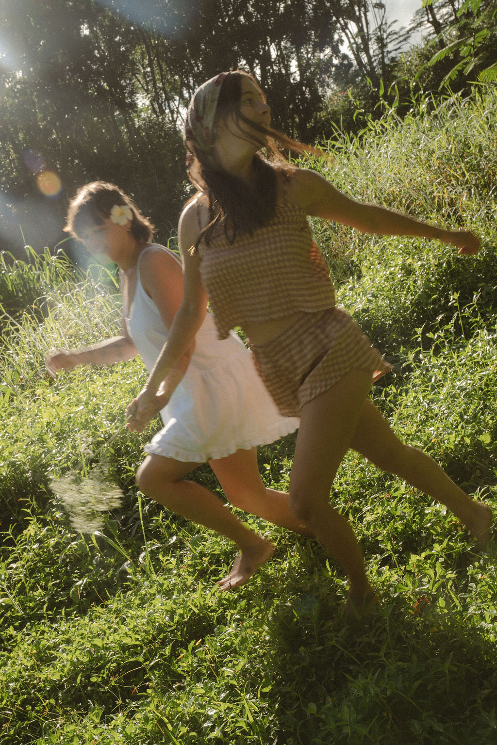 The Tie Top - Chestnut