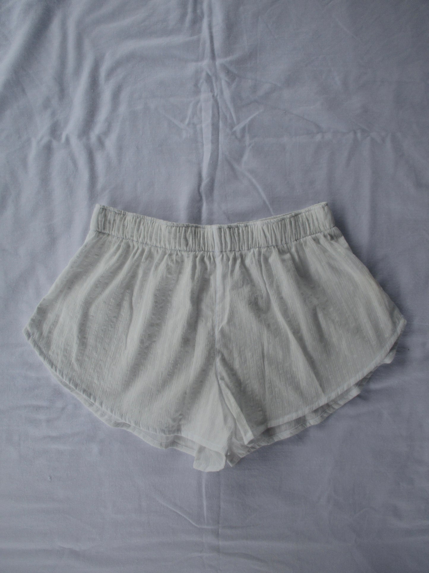 The Lounge Short - White Daisy